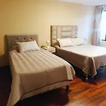 Departamento De 4 Dormitorios Espacioso Cerca Del Centro De La Paz